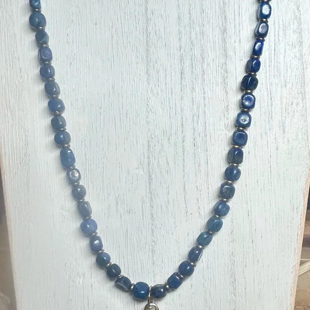 Handmade Blue Lapis Style Beaded Necklace w Gold Bee Charm - Picture 4 of 6